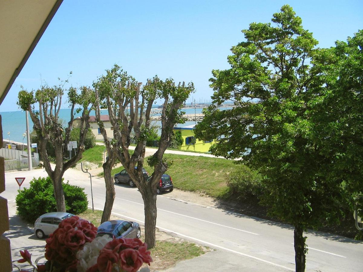 Villa Lauda B&B Rimini Luaran gambar